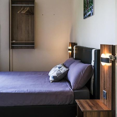 Step-In Lodge Kota Kinabalu Eksteriør billede
